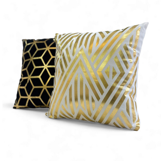 Cojínes decorativos cuadrados 45x45 cm en tela bouclé.