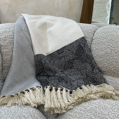 Manta Decorativa Tulum en Tejido Jacquard con Flecos Boho Chic