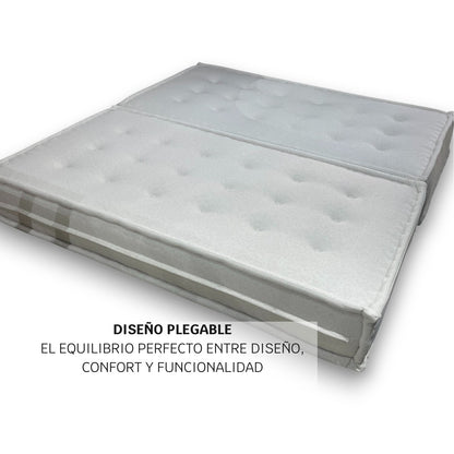 Sofá Cama Molly desplegado, diseño plegable que equilibra confort, funcionalidad y estilo moderno.