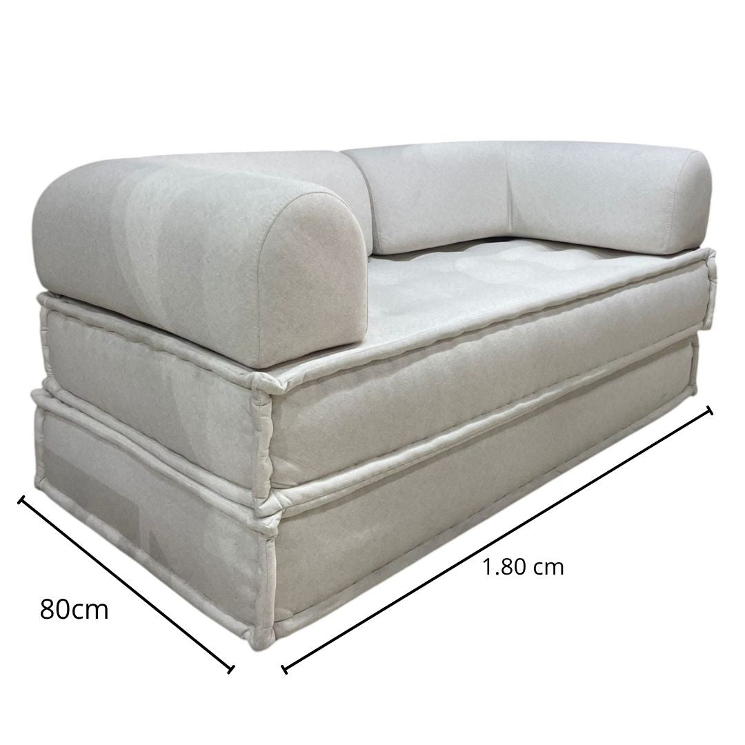 Medidas del Sofá Cama Molly plegado: 1.80 metros de largo por 80 cm de fondo.