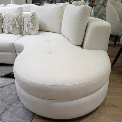 Vista lateral de sala en L personalizable con espuma de alta tecnología y tapizado suave, fabricada en Colombia.